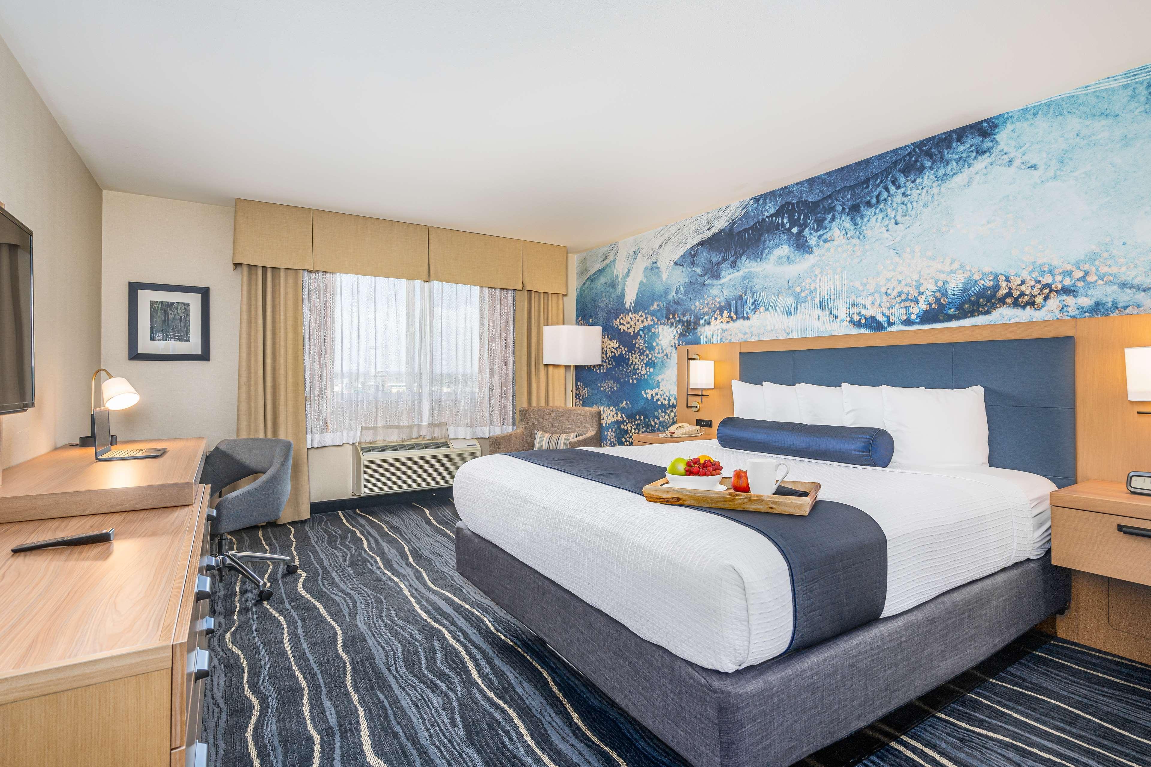 Best Western Plus Marina Gateway Hotel National City Exteriör bild