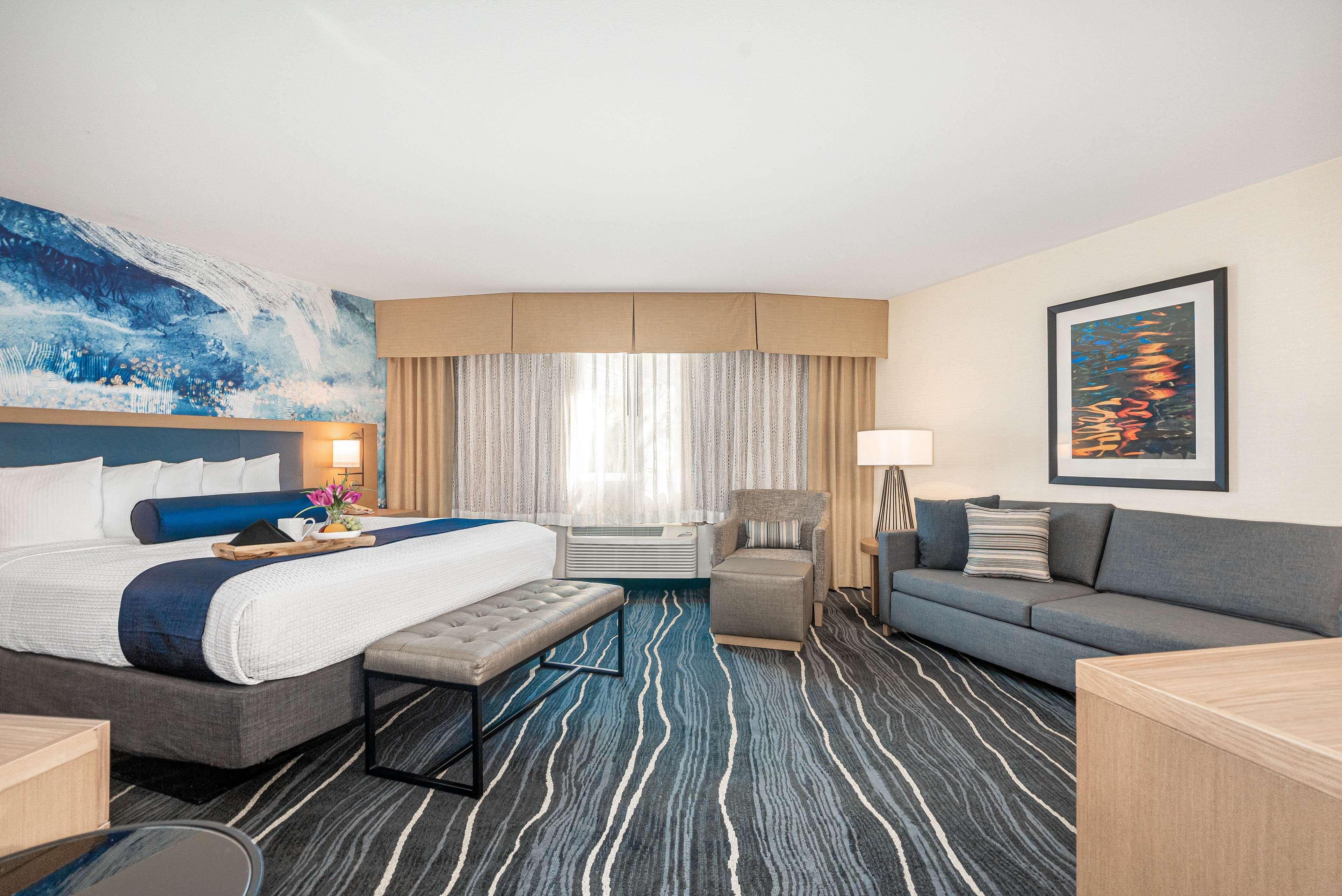 Best Western Plus Marina Gateway Hotel National City Exteriör bild